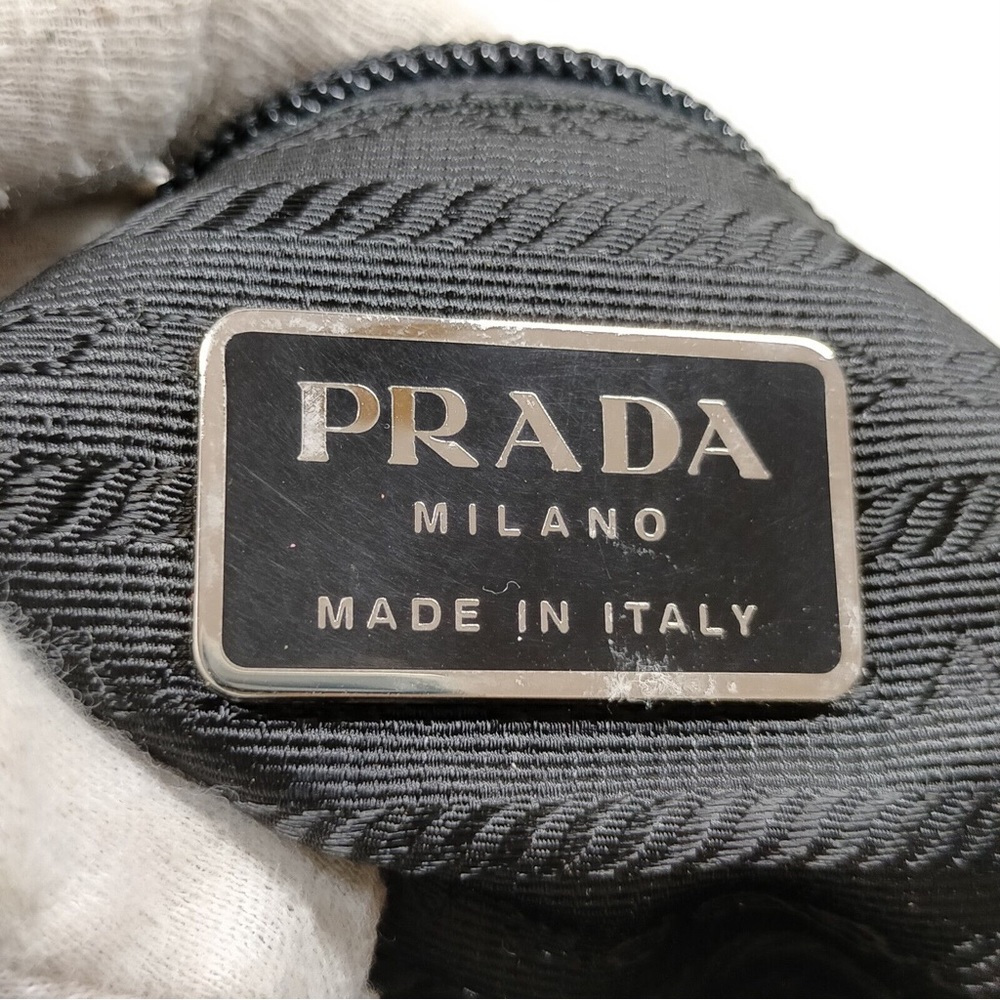 ✨SOLD✨ PRADA • AUTHENTIC VINTAGE BLACK GENUINE LEATHER LOGO STRAP SHOULDER BAG - Picture 6 of 9